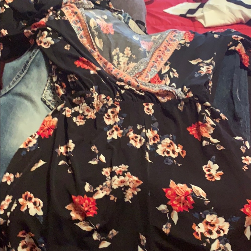 Rompers - Picture 3 of 4